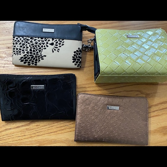 Miche Handbags - Mini Miche bag with accessories